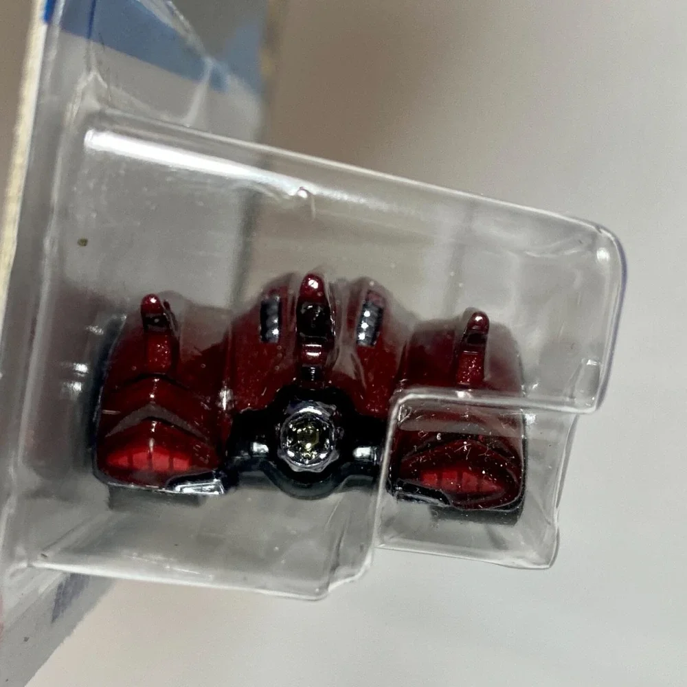 Hot‎ Wheels Batman Arkham Asylum Batmobile 32/250 Batman 2/5 Brown 1:64 NIP 2022
